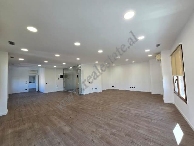 Office space for rent near Delijorgji complex in Tirana.
The property occupies the entire 5th floor